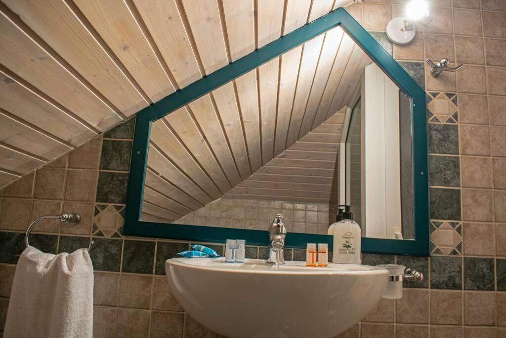 Ostria House Villa Pinakokhorion Екстериор снимка